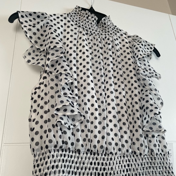 Alexia Admor Black and White High Neck Sleeveless Dress - Picture 4 of 13